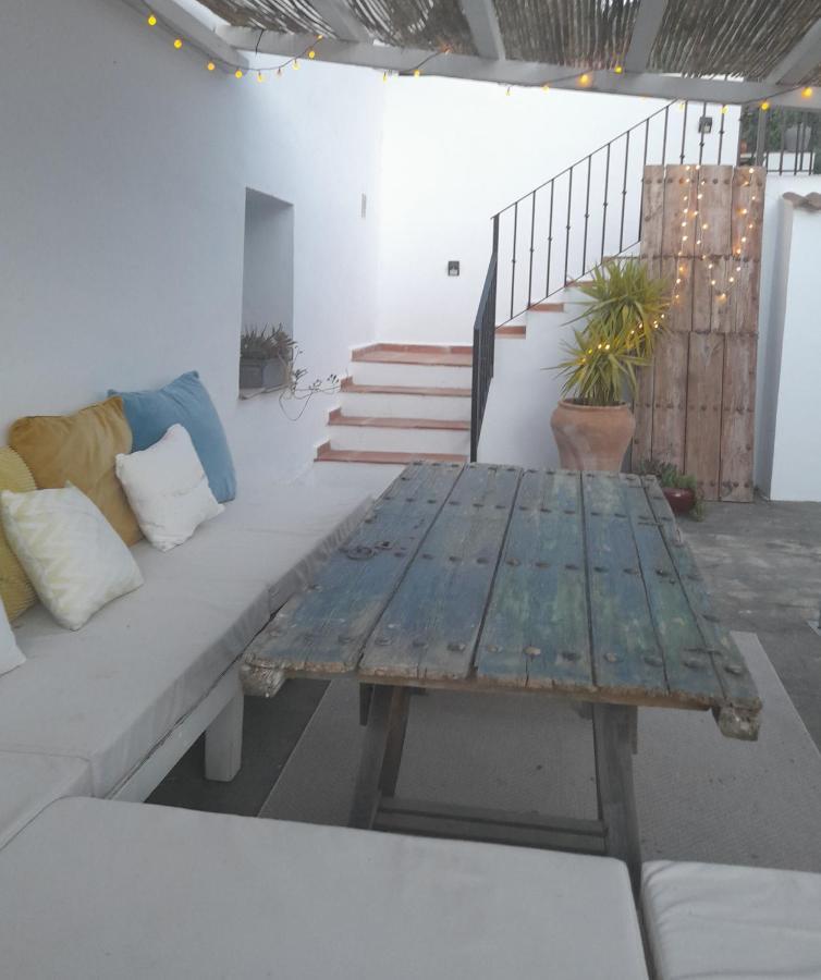 Hotel La Pluma Iznájar Exterior foto